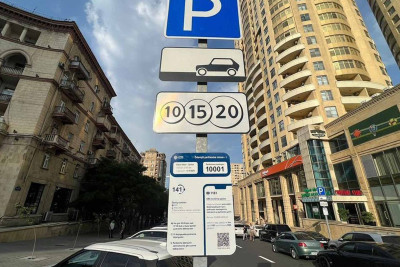 Ödənişli parklanma yerlərinin idarə edilməsinə başlanılır: ödəniş prosesi necə həyata keçiriləcək?