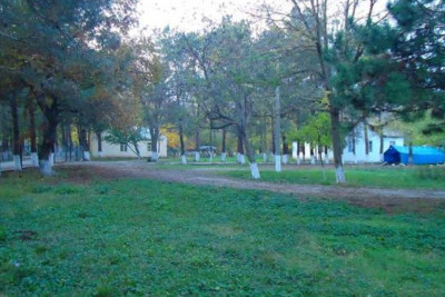 İstirahət mərkəzində ölüm: qadını cərəyan vurub