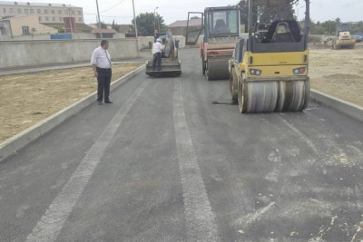 Suraxanıda növbəti küçə asfaltlanır