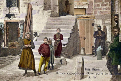 Keçmişdə dəniz sahilində yerləşən Xan karvansarayı