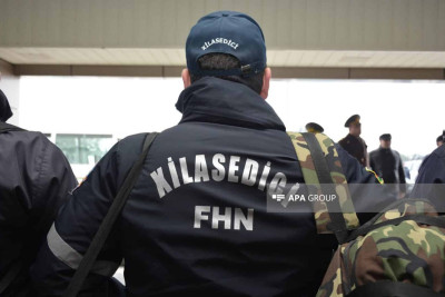 Ziya Bünyadov prospektində zibildaşıyan maşın və minik avtomobili toqquşub