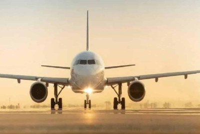 Daha bir aviaşirkət Dehlidən Bakıya uçuşlara başlayıb