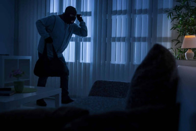 Nərimanovda 40 minlik oğurluq baş verib