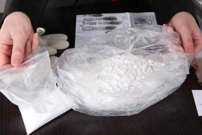 Binəqədi rayonunda kişidən 1 kiloqramdan çox heroin götürülüb