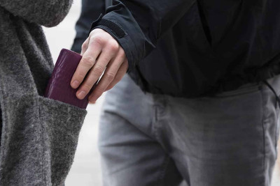 Bakıdakı dəmiryol stansiyasında oğurluq olub