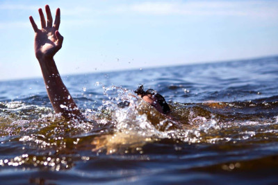 Dənizdə 1 nəfər batmaqdan xilas olunub