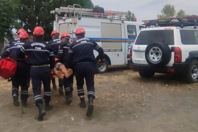 Xəzərdə axının apardığı kişi iki saatlıq axtarışlardan sonra xilas edilib