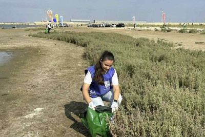 Zirədə dəniz sahili zibillərdən təmizlənib