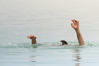 Şüvəlanda nəzarətsiz ərazidə bir nəfər batıb