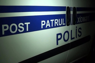 Yasamalda polis xidməti avtomobili alışıb