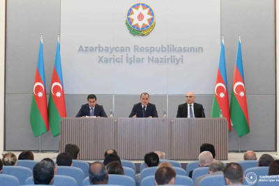 Xarici İşlər Nazirliyi diplomatik korpus üçün bölgədə cari vəziyyətlə əlaqədar brifinq keçirib