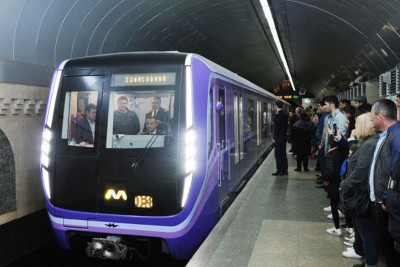 Bakı metrosundan gündə yarım milyona yaxın insan istifadə edir