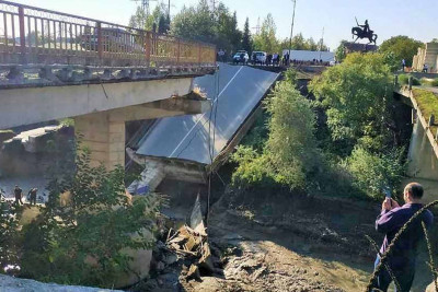 Xaçmazda körpünün uçması nəticəsində xəsarət alanların son durumu açıqlanıb - YENİLƏNİB