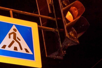 Nərimanov rayonunda avtomobil 10 yaşlı qızı vurub