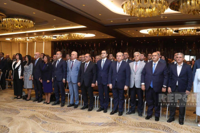 Paytaxtda təhsil işçilərinin konfransı keçirilir