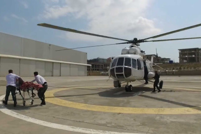 Laçında yol qəzasında yaralanan şəxslər Bakıya helikopterlə gətiriliblər - VİDEO