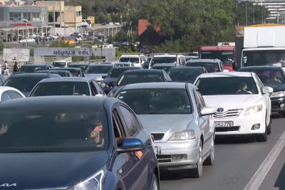 Bakıda tıxaclara səbəb olan sürücülər cərimələnəcəklər – VİDEO