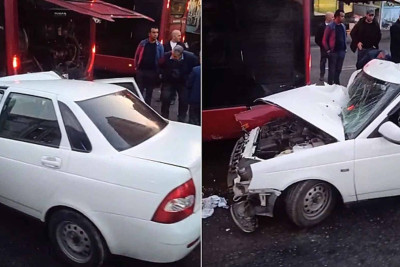 Əhmədlidə “BakuBus”ın avtobusu yol qəzasına düşüb