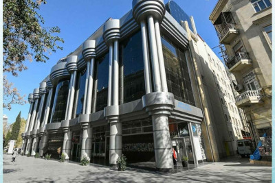 Gənc Tamaşaçılar Teatrı növbəti ayın proqramını açıqlayıb