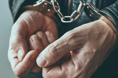 Bakıda xanım taksi sürücüsünü təhqir edən şəxs tutulub