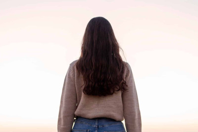 NZS-də yeniyetmə qız axtarılır: o, evdən çıxaraq geri qayıtmayıb