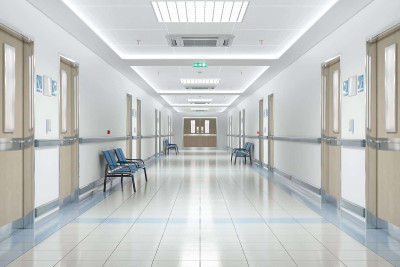 Xəzərdə 2 gənc yol qəzasında xəsarət alıb