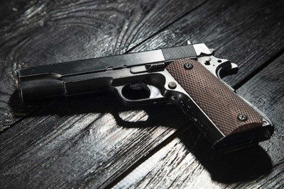Bakıda 11 yaşlı oğlan ehtiyatsızlıqdan atəş açaraq özünə qəsd edib