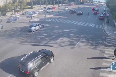 Xətai rayonunda avtomobil piyadanı vurub