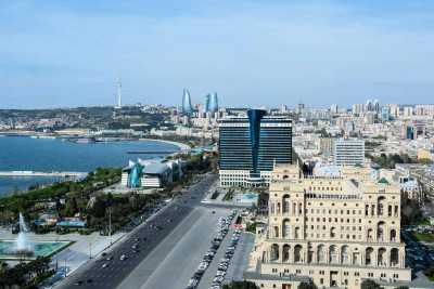 Bakıda çəkilən yolların ümumi uzunluğu açıqlanıb