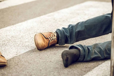 Suraxanıda 26 yaşlı gənc yol qəzasında ağır xəsarət alıb