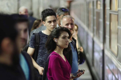 Pandemiyadan öncə Bakı metrosundan daha çox insan istifadə edirdi