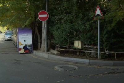 Yola dönmək qadağandır, amma nişan yoxdur: Bakıda yol nişanlarında müşahidə olunan uyğunsuzluq – VİDEO