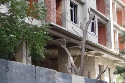 Bakıda inşaat aparılan ərazidə ağaclar qəfil qurumağa başlayıb – İDDİA