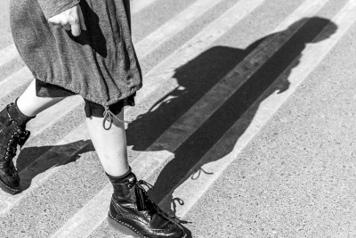 Xəzər rayonunda 43 yaşlı qadını avtomobil vurub