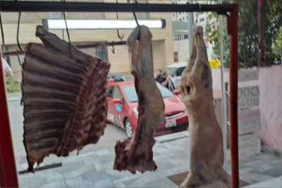 Qanunsuz heyvan kəsiminin qarşısı alınıb