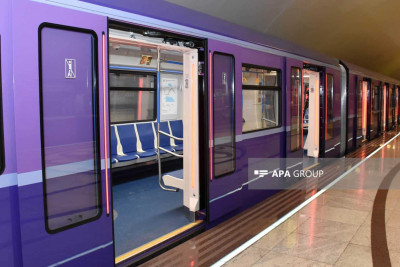 “Xalqlar Dostluğu” metrosunda qatarda nasazlıq olub