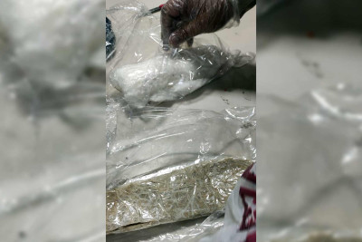 Azərbaycan vətəndaşları gömrükdə narkotiklə tutulublar