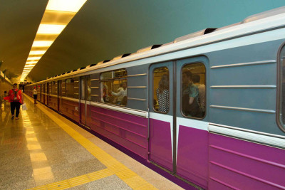 Şənbə günü metro iş günü qrafiki ilə işləyəcək