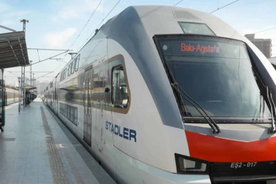 Ağstafadan Bakıya yola düşmüş qatar nasazlığa görə yolda qalıb