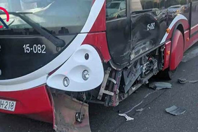 Zığda “Bakubus”ın 2 avtobusu qəzaya düşüb