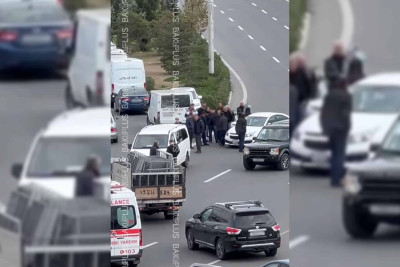 Bayılda mikroavtobus və minik avtomobili toqquşub