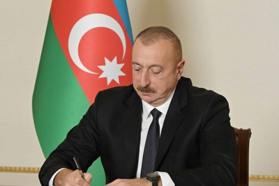 Mərkəzi Seçki Komissiyası İlham Əliyevin prezidentliyə namizədliyini qeydə alıb