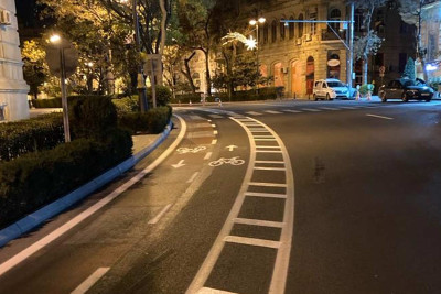 Bakının mərkəzində velosiped yollarının salınmasına başlanılıb – FOTO
