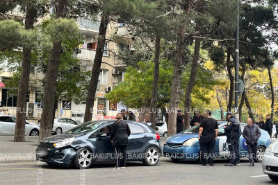 Nərimanovda iki avtomobil toqquşub