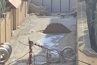 Buzovnadakı qanunsuz hasar sökülüb