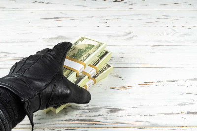 Səbail rayonunda oğurluqda şübhəli bilinən əcnəbinin digər bir cinayətinin üstü açılıb