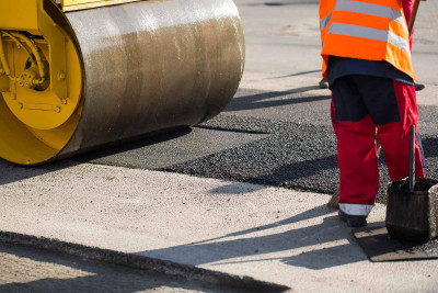 Qala və Buzovnanın yolları üçün pulyolları üçün pul ayrılıb