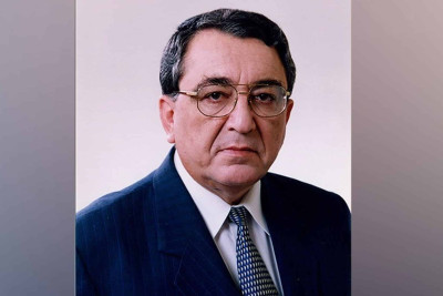 Çindəki keçmiş səfir Yaşar Əliyevlə vida mərasimi keçirilib