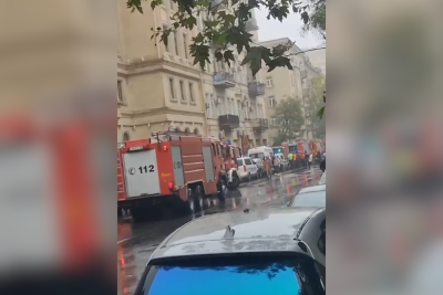 Nəsimi rayonunda yerləşən yaşayış binasında yanğın söndürülüb – YENİLƏNİB