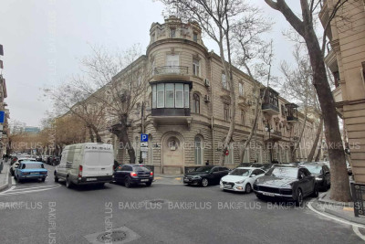 Azərbaycanın ilk memorial muzeyi: Səməd Vurğunun evi